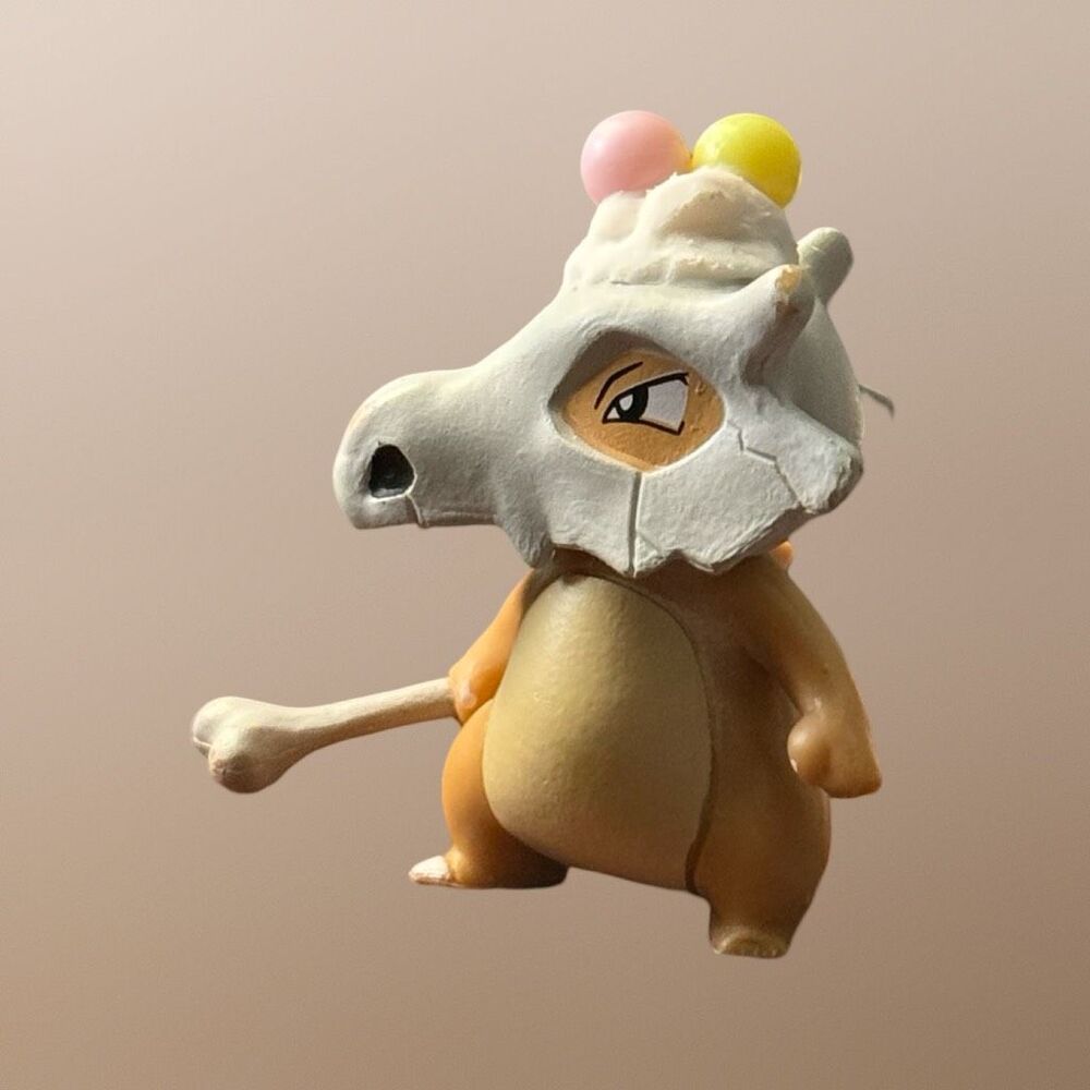 2019 WCT Pokémon Birthday Celebration Cubone Cake Topper Figure OOAK B10 - Picture 3 of 7